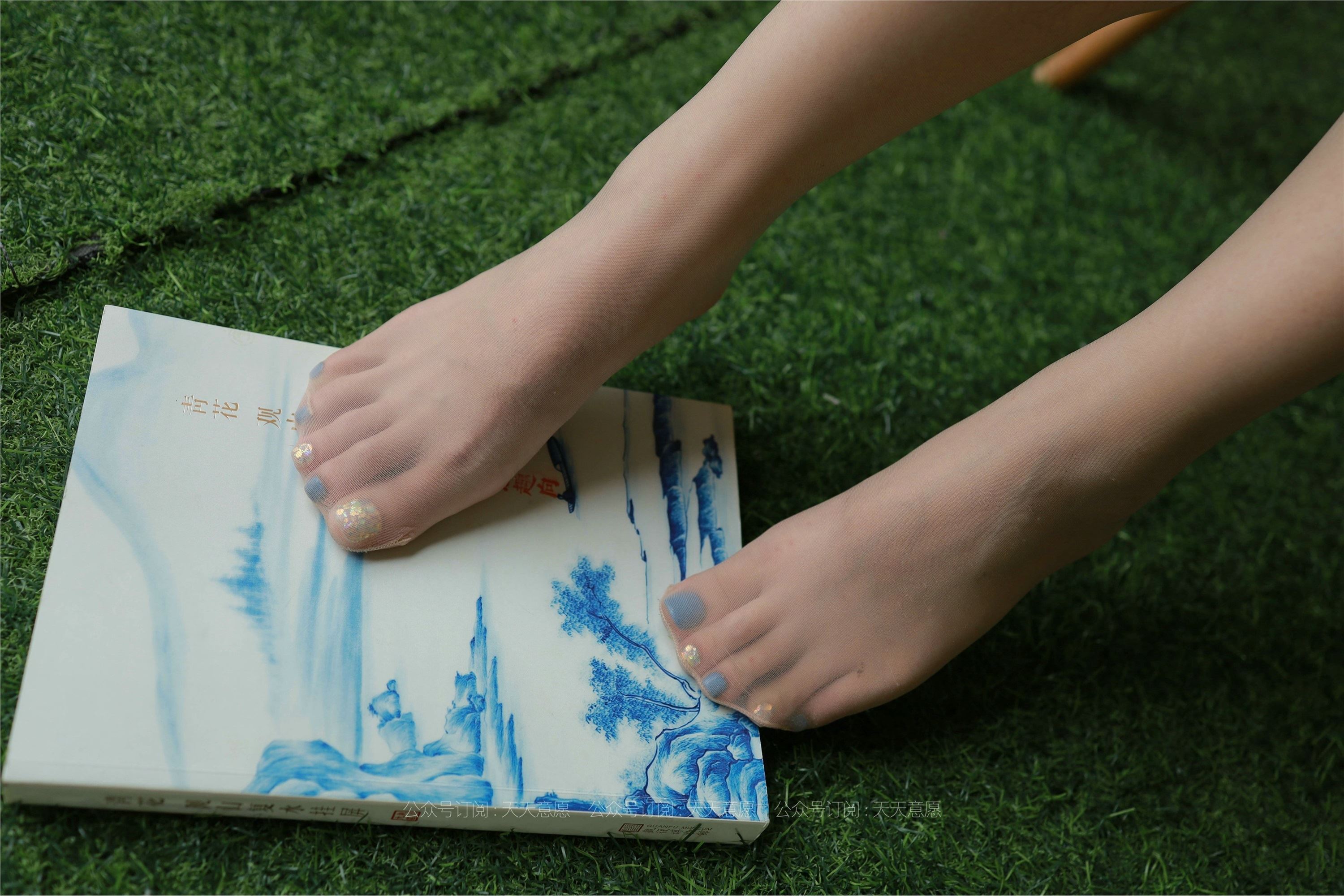 IESS异思趣向  2021.07.03 丝享家850：可可《法式碎花裙》